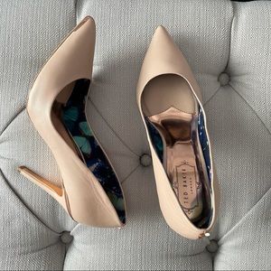 Ted Baker Nude Pointed Toe Heels